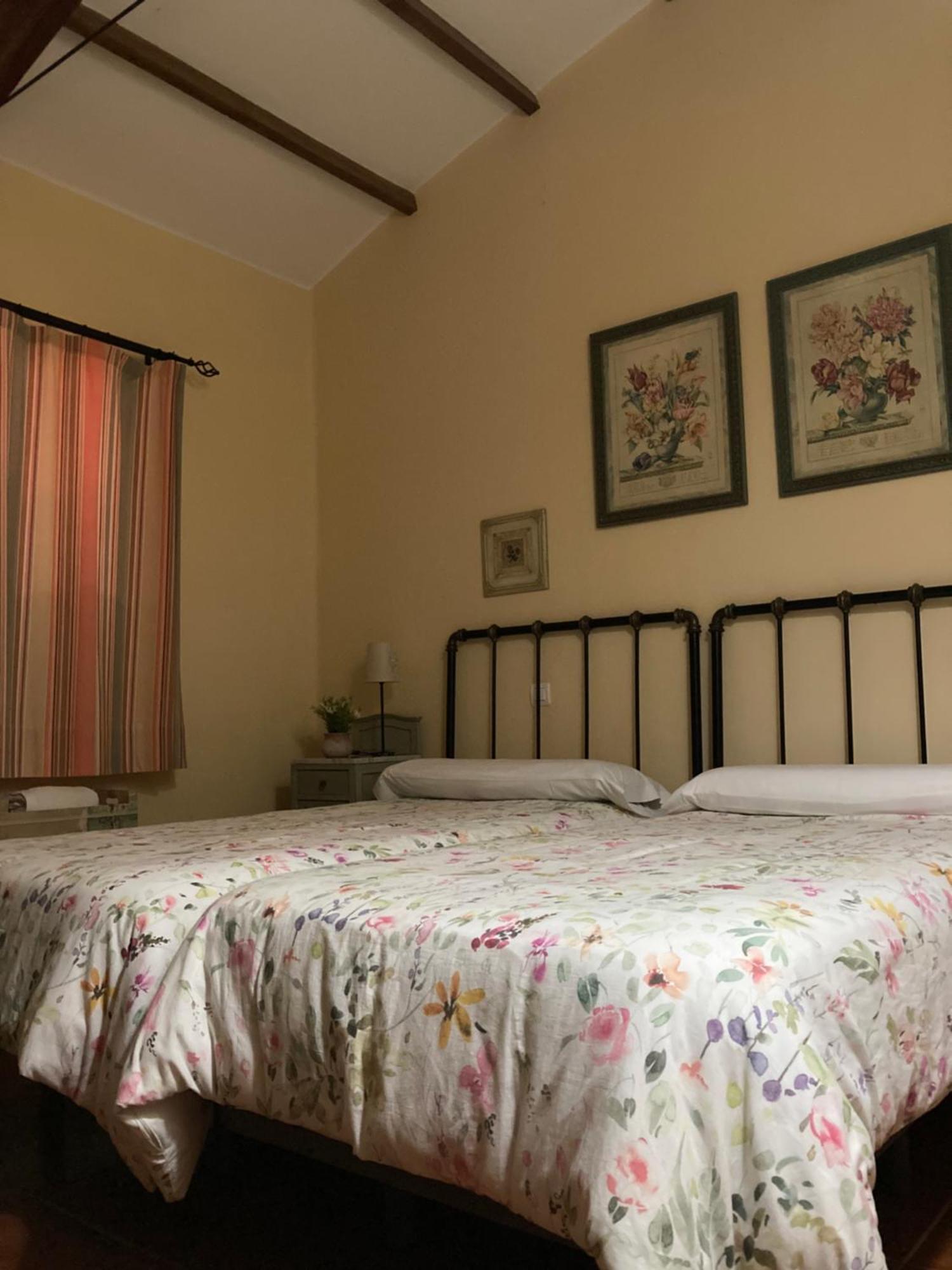 Casa Rural Valdevilano La Roca de la Sierra Zewnętrze zdjęcie